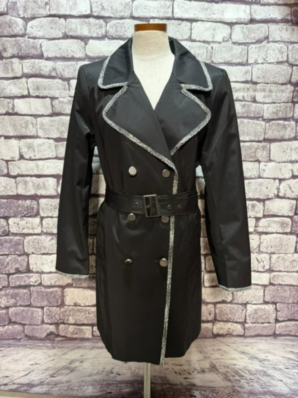 Dennis By Dennis Basso Black & White Fully Belted Jacket Size L